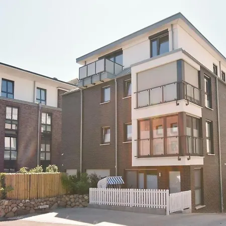 App 11 Penthouse
